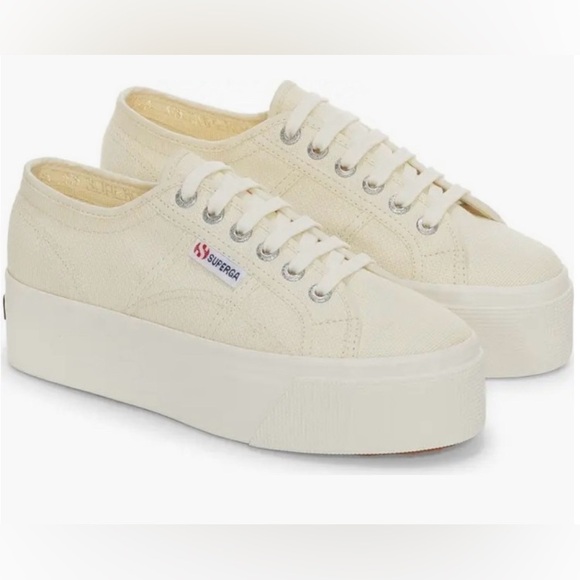 Superga Ivory Canvas Platform Sneakers W/ White Rubber Sole Size 7.5 - Picture 3 of 6